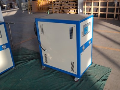 LCW 研磨机用冷水机_食品通用设备_制冷设备_制冷机_产品库_中国食品机械设备网